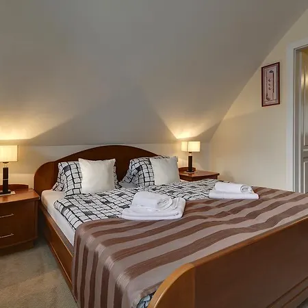 Frantisek 4* Špindlerŭv Mlýn